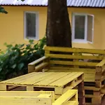 Vendégház Bungalows In Village Kamena