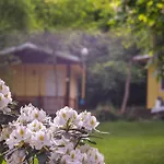 Vendégház Bungalows In Village Kamena
