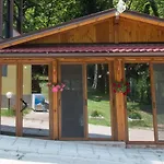 Bungalows In Village Vendégház