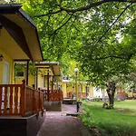 Vendégház Bungalows In Village Kamena