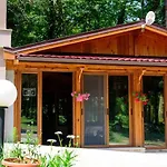 Bungalows In Village Vendégház Kamena